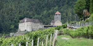 Beim Dorf Tirol