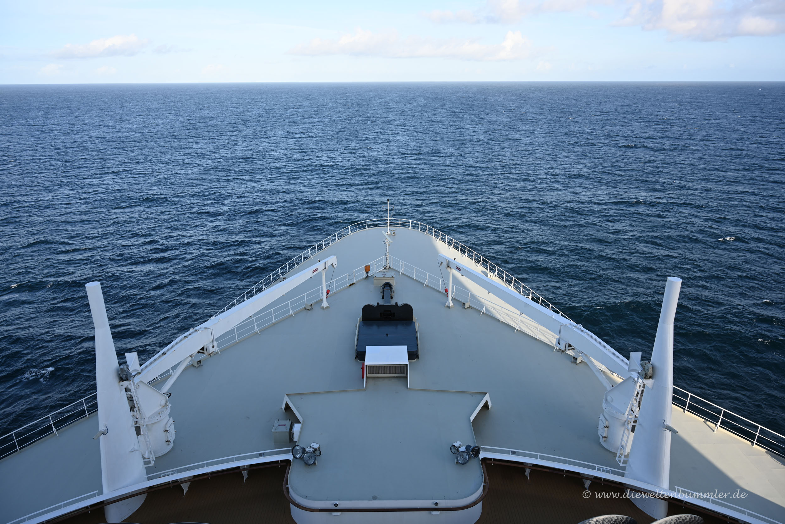 2019 - Mit der Queen Mary 2 nach Hamburg - Die Weltenbummler